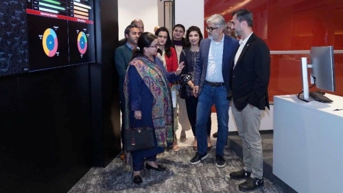 Federal IT Minister Shaza Fatima Khawaja Visits Jazz HQ, Applauds Efforts in Digital Inclusion & Women Empowerment