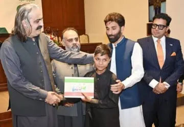 KP Government Rolls Out Roshan Mustaqbil & Sahara Cards to Support Orphans and Widows