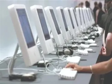 Pakistani Tech Experts Push for Alternative Global Payment Gateways for Freelancers