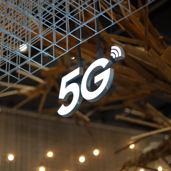 Government Initiates Pakistan Startup Fund and 5G Rollout